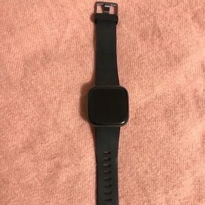 Fitbit Versa 2
